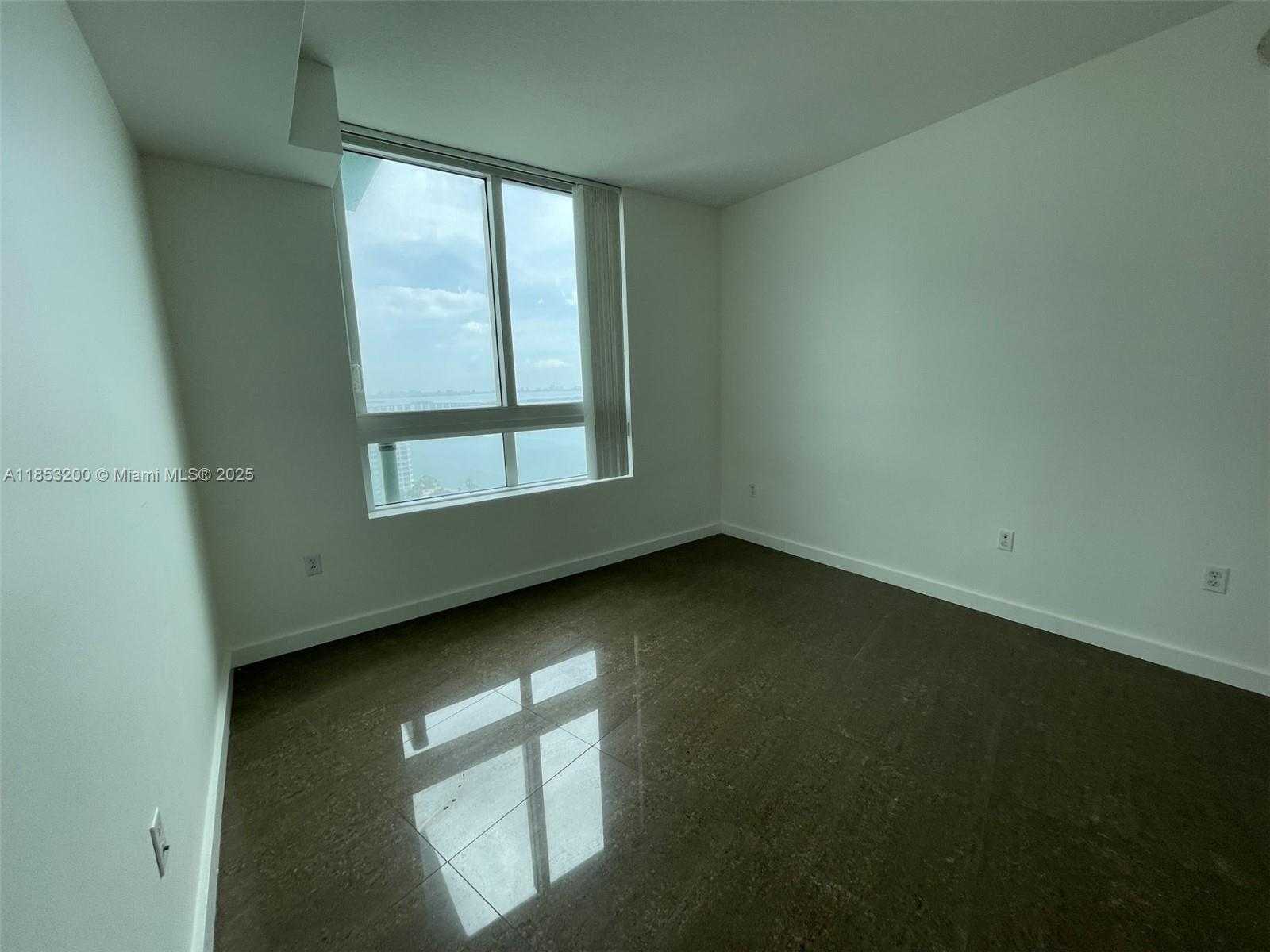 Small Image of 1900 NORTH BAYSHORE DR #2112, Miami Number 7
