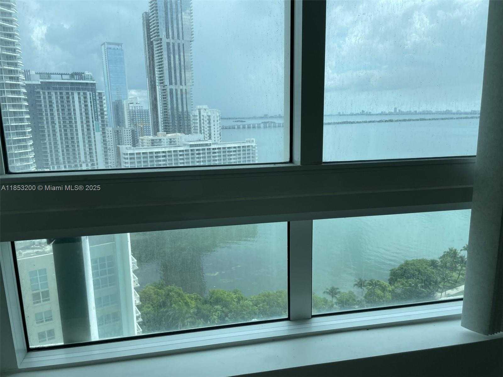 Small Image of 1900 NORTH BAYSHORE DR #2112, Miami Number 8