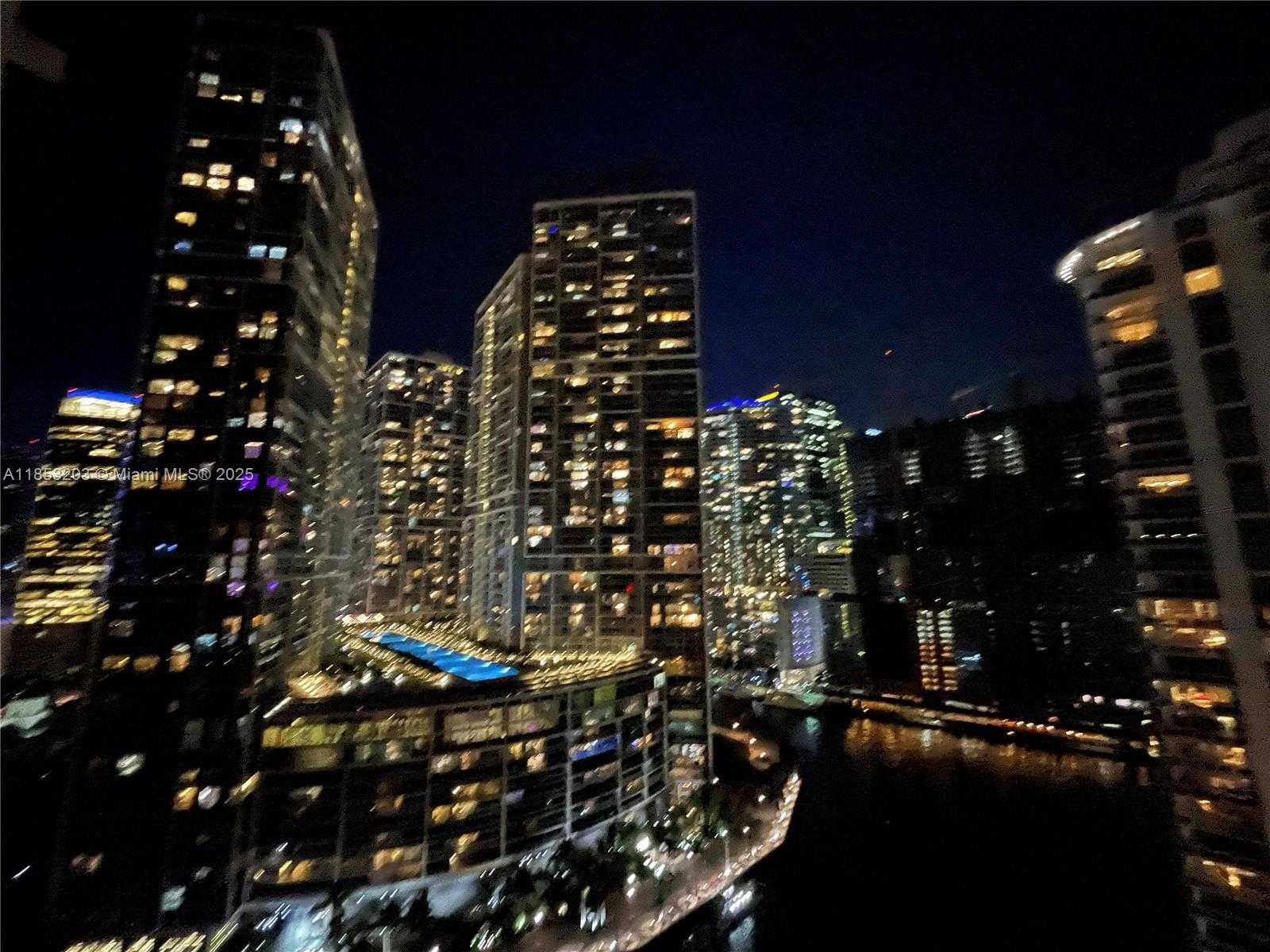 Small Image of 801 BRICKELL KEY BLVD #2402, Miami Number 30