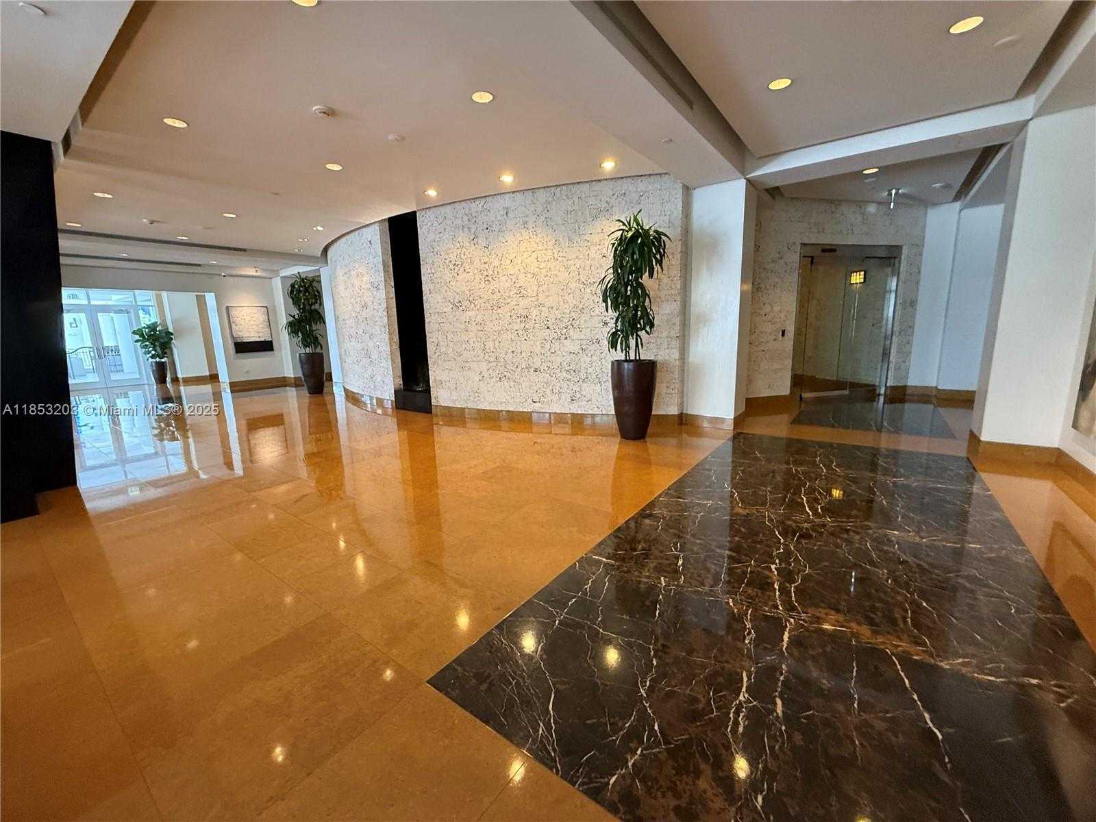 Small Image of 801 BRICKELL KEY BLVD #2402, Miami Number 42