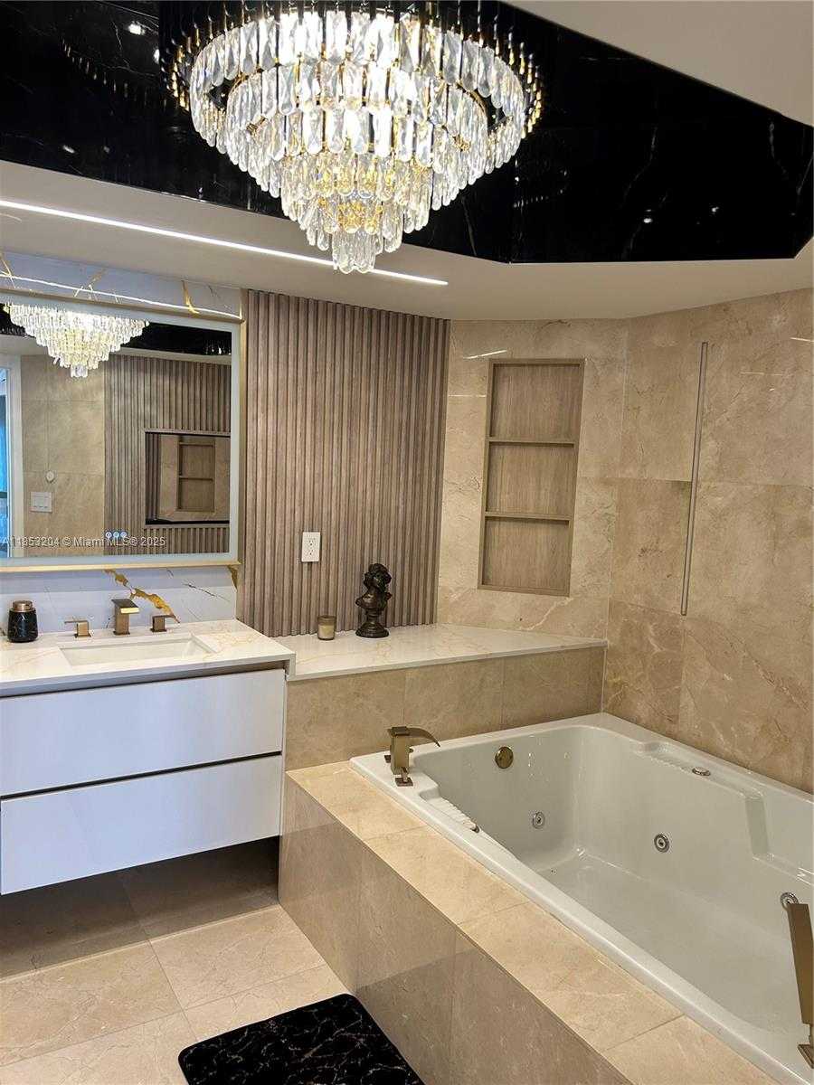 Small Image of 16425 COLLINS AVE #2016, Sunny Isles Beach Number 16