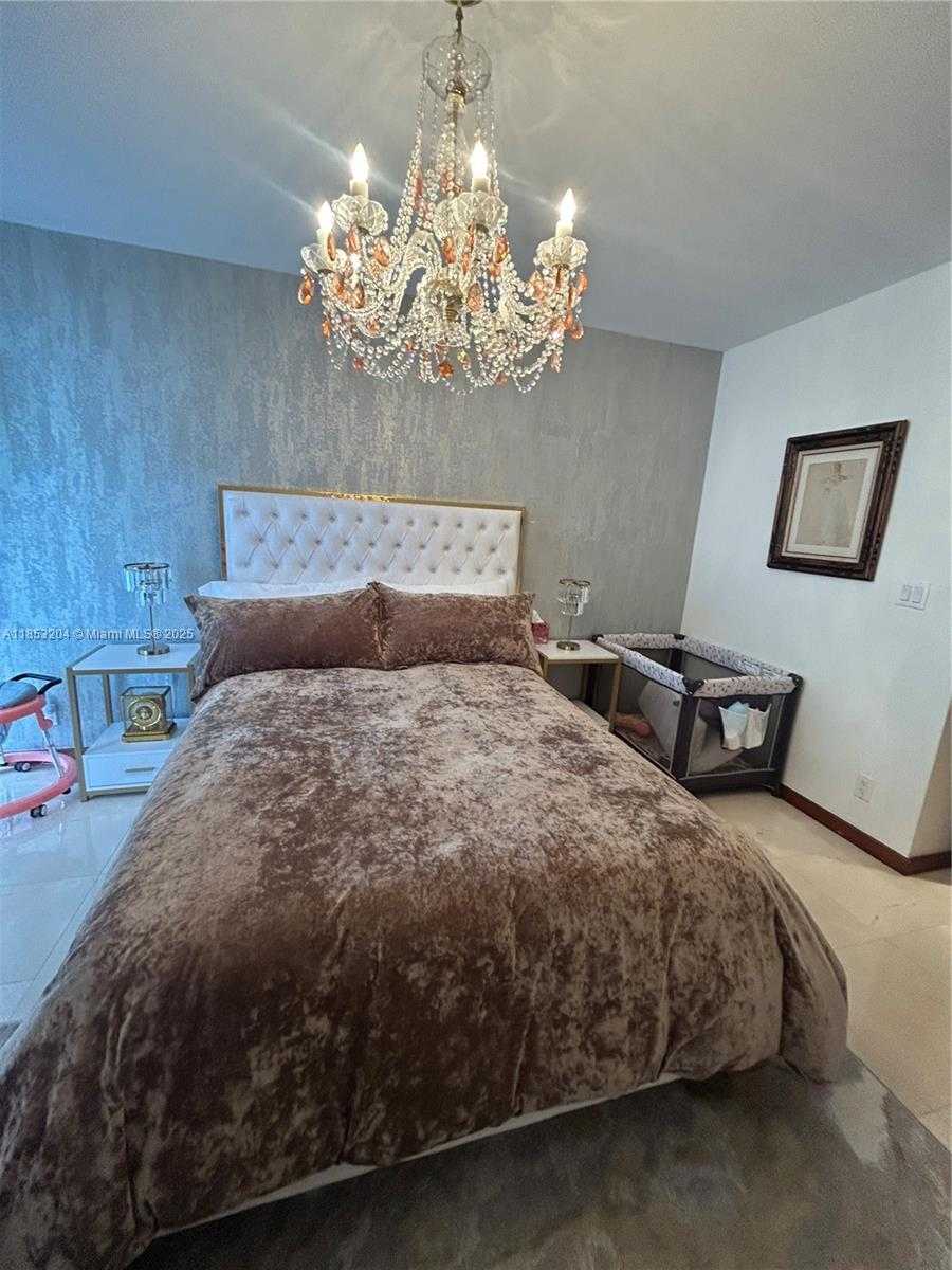 Small Image of 16425 COLLINS AVE #2016, Sunny Isles Beach Number 21