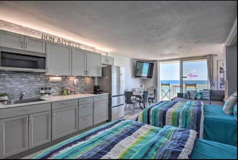Small Image of 19201 COLLINS AVE #610, Sunny Isles Beach Number 10