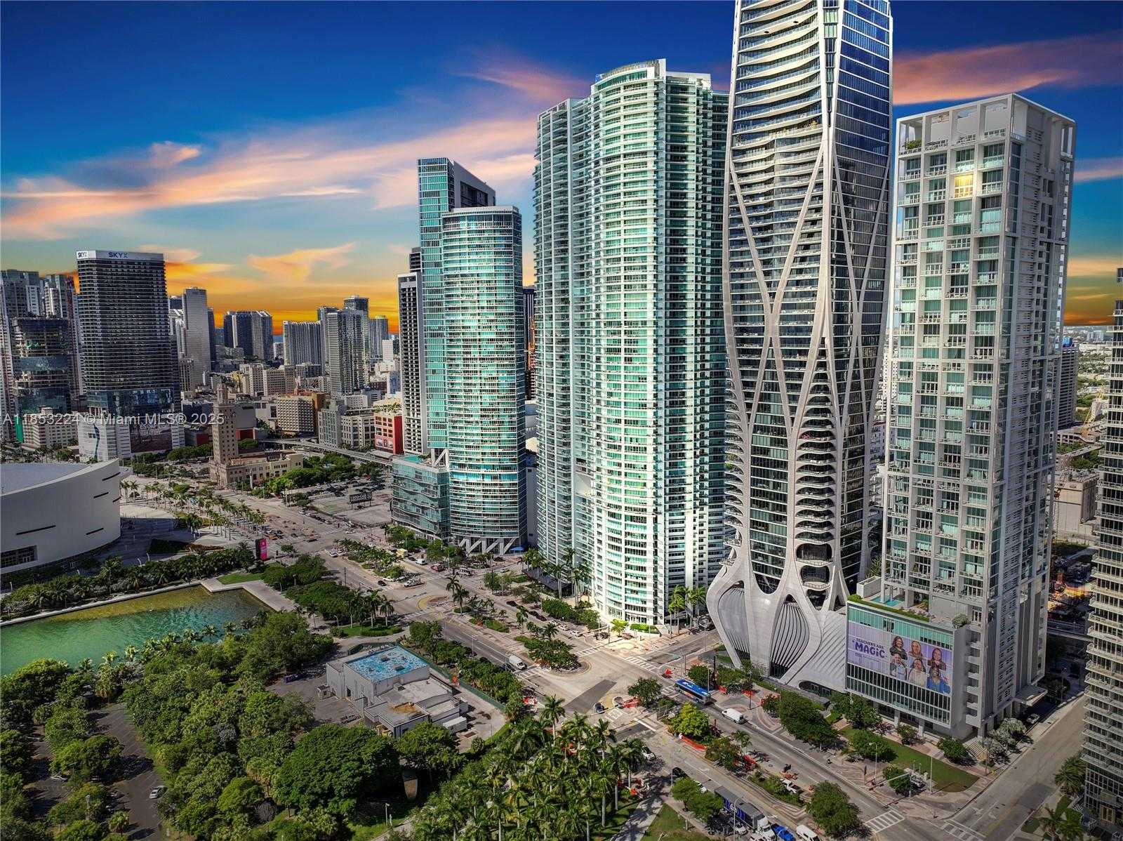 Small Image of 1040 BISCAYNE BLVD #3203, Miami Number 46