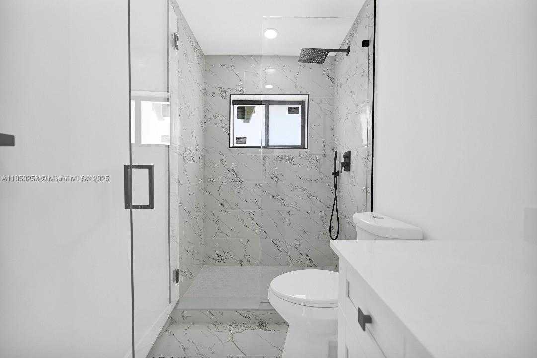 Small Image of 18001 SOUTH WEST 91ST AVE, Palmetto Bay Number 12
