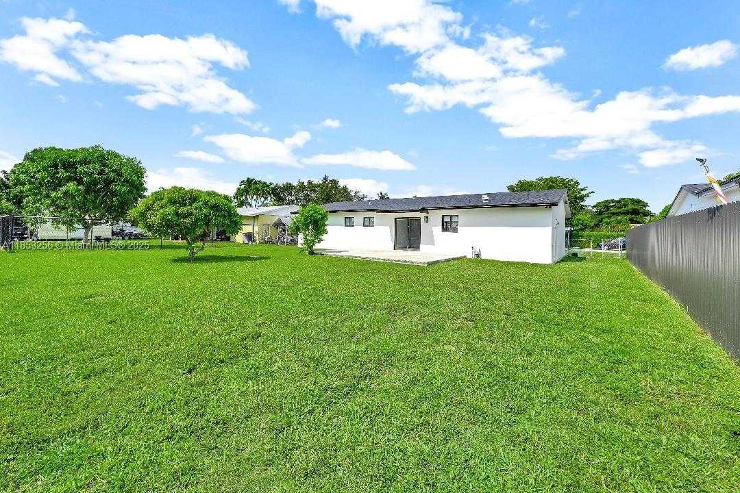 Small Image of 18001 SOUTH WEST 91ST AVE, Palmetto Bay Number 18