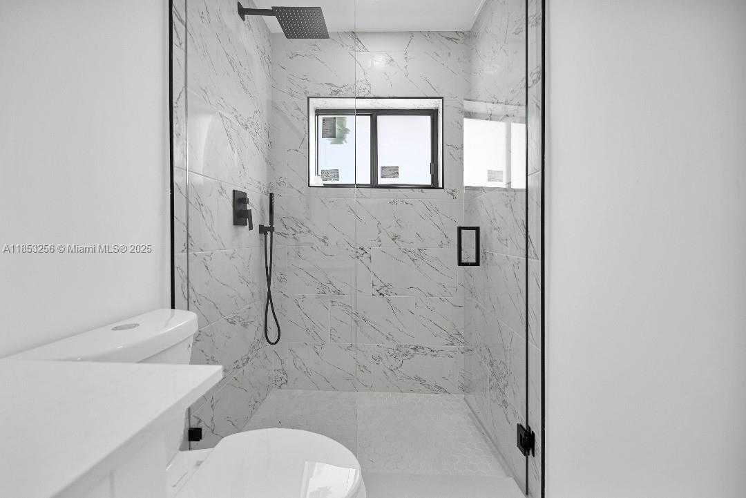 Small Image of 18001 SOUTH WEST 91ST AVE, Palmetto Bay Number 8
