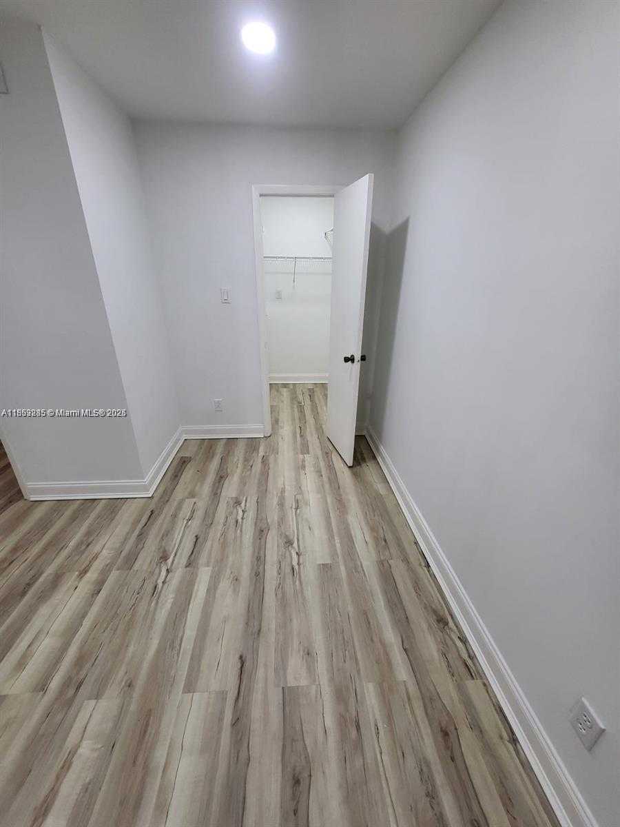 Small Image of 15290 SOUTH WEST 106TH LN #315, Miami Number 2
