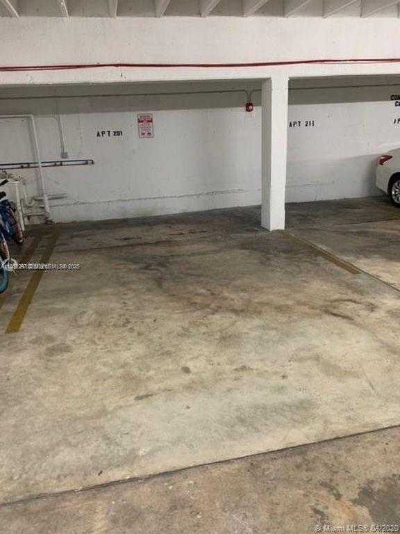 Small Image of 524 WASHINGTON AVE #310, Miami Beach Number 6