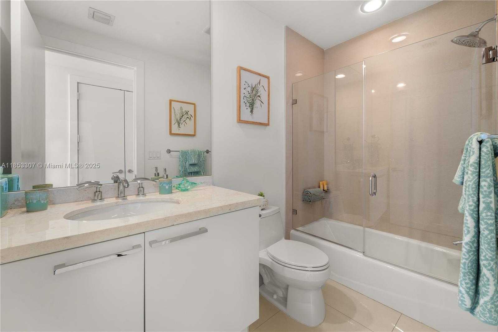 Small Image of 4100 ISLAND BLVD #902, Aventura Number 19
