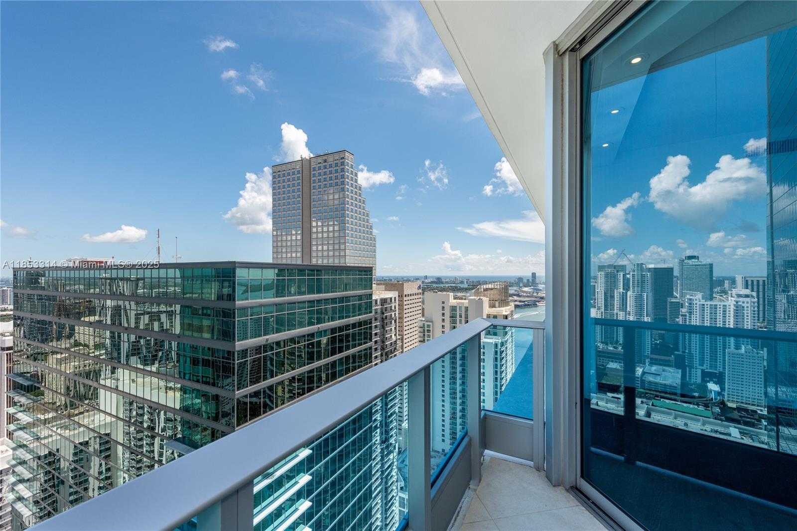 Small Image of 200 BISCAYNE BOULEVARD WAY #5101, Miami Number 27