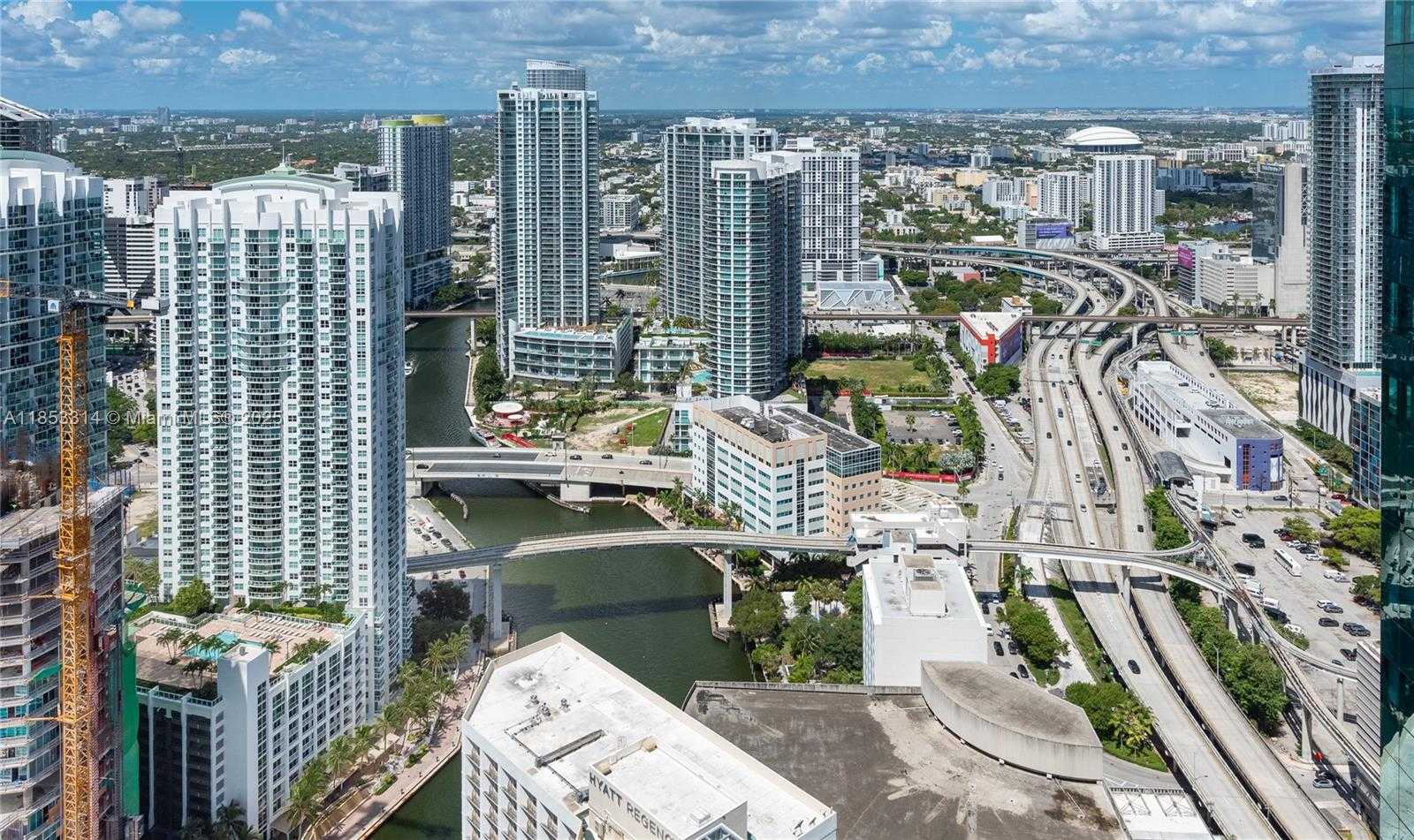 Small Image of 200 BISCAYNE BOULEVARD WAY #5101, Miami Number 29
