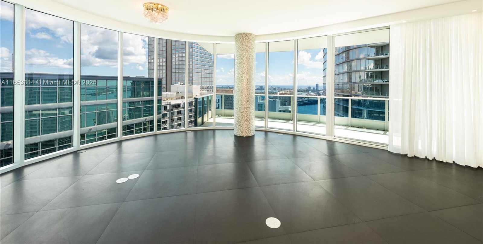 Small Image of 200 BISCAYNE BOULEVARD WAY #5101, Miami Number 5