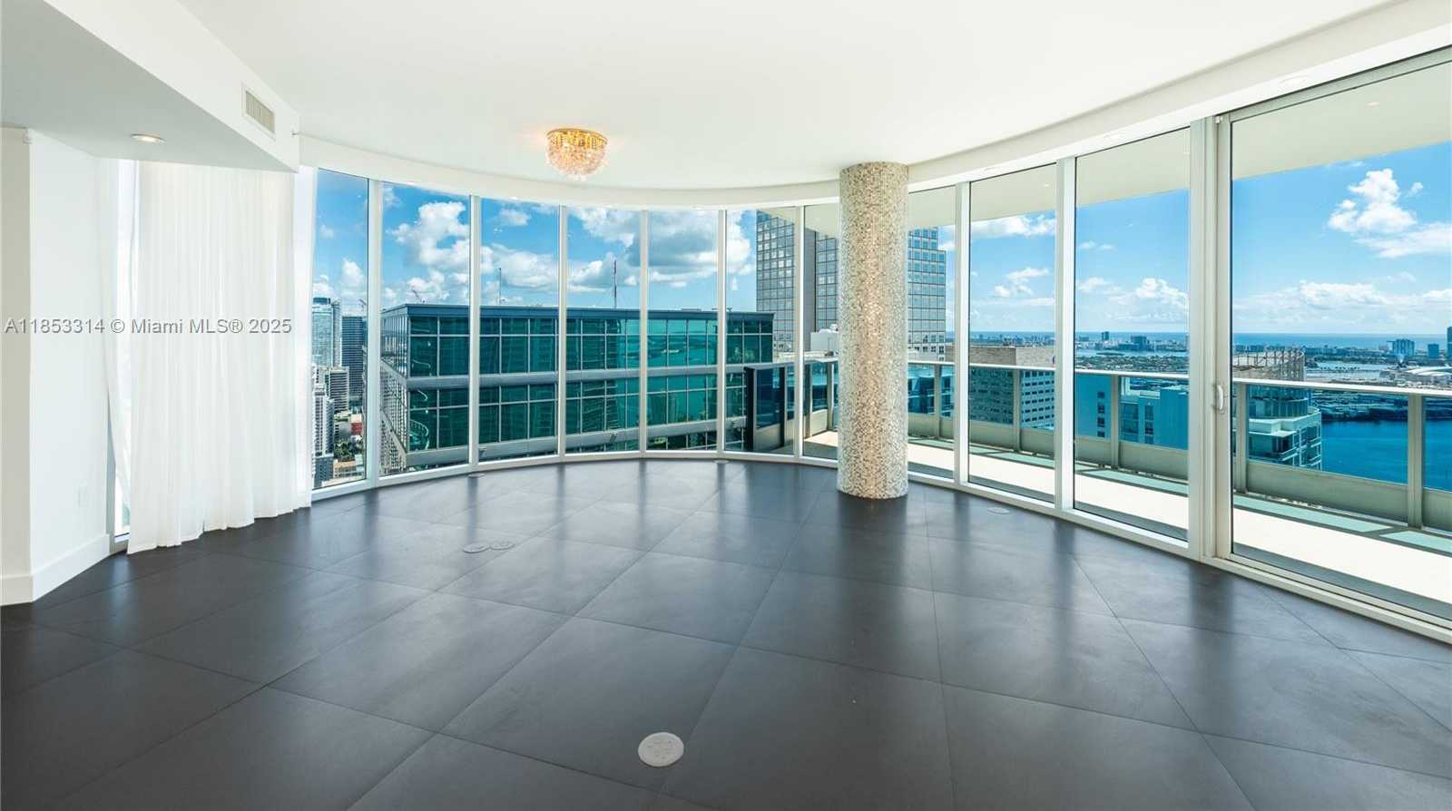 Small Image of 200 BISCAYNE BOULEVARD WAY #5101, Miami Number 7