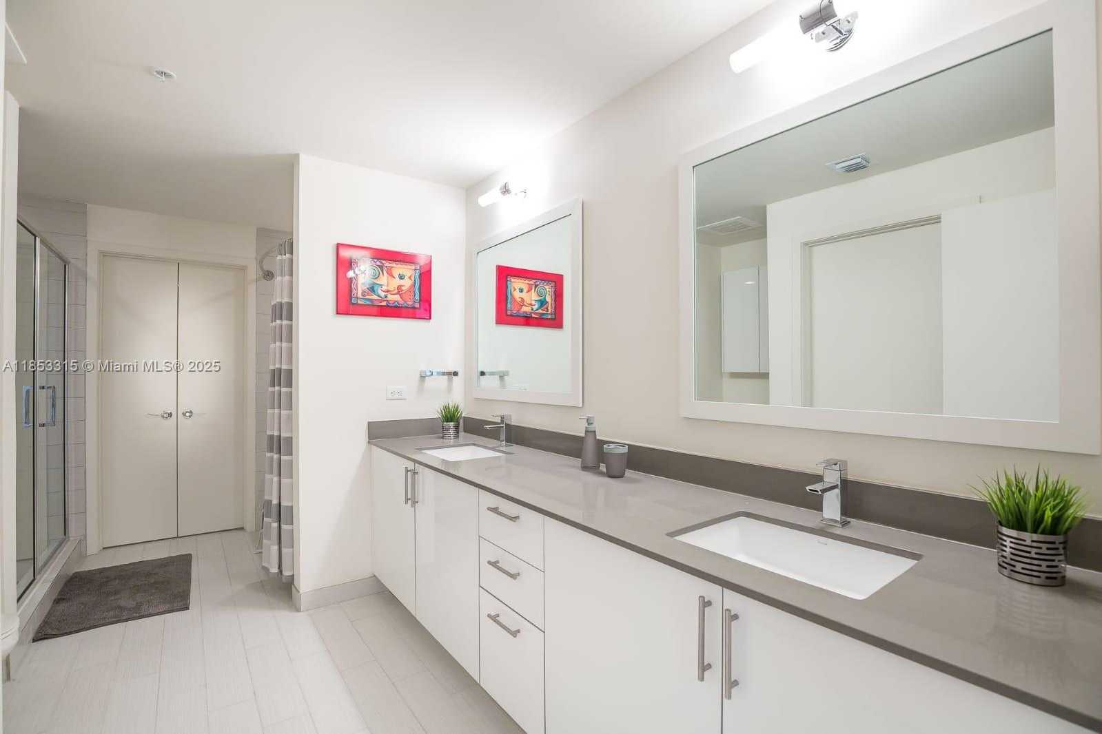 Small Image of 999 SOUTH WEST 1ST AVE #1715, Miami Number 2
