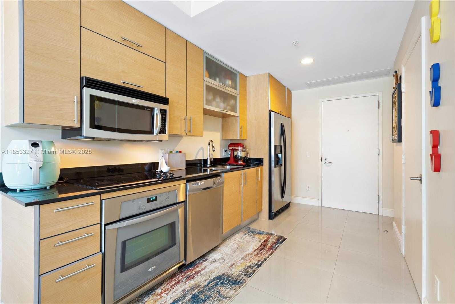 Small Image of 60 SOUTH WEST 13TH ST #1422, Miami Number 10