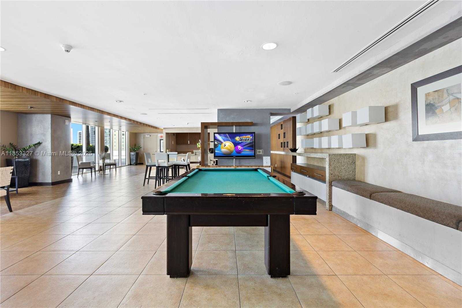 Small Image of 60 SOUTH WEST 13TH ST #1422, Miami Number 17