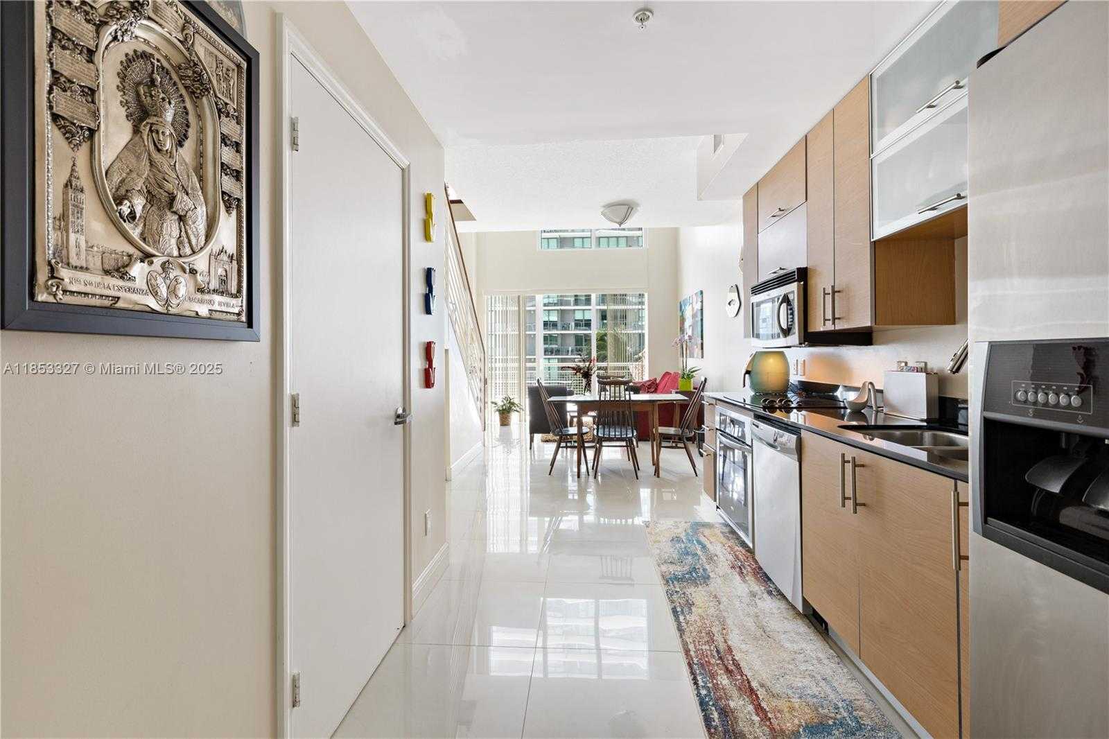 Small Image of 60 SOUTH WEST 13TH ST #1422, Miami Number 5
