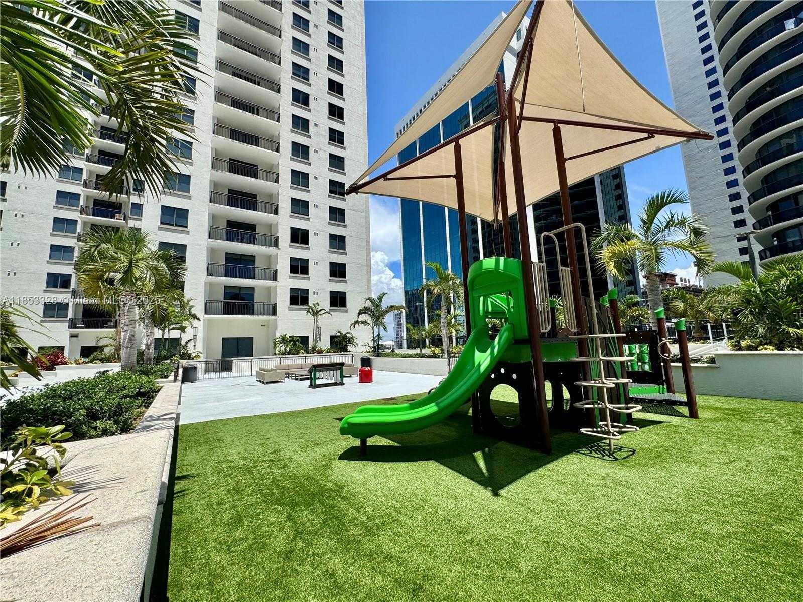 Small Image of 999 SOUTH WEST 1ST AVE #1509, Miami Number 50