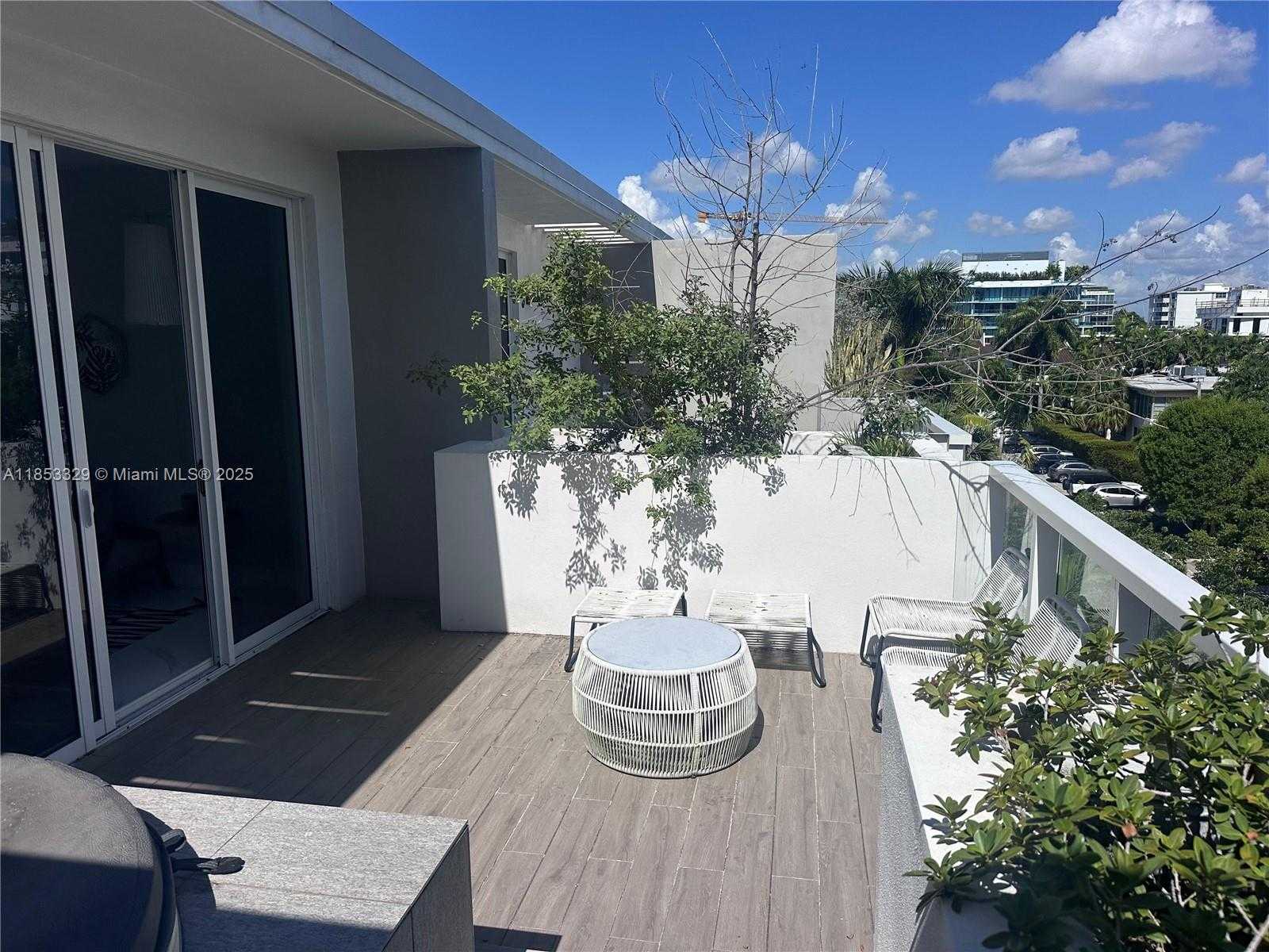 Small Image of 1000 99TH ST #5, Bay Harbor Islands Number 10