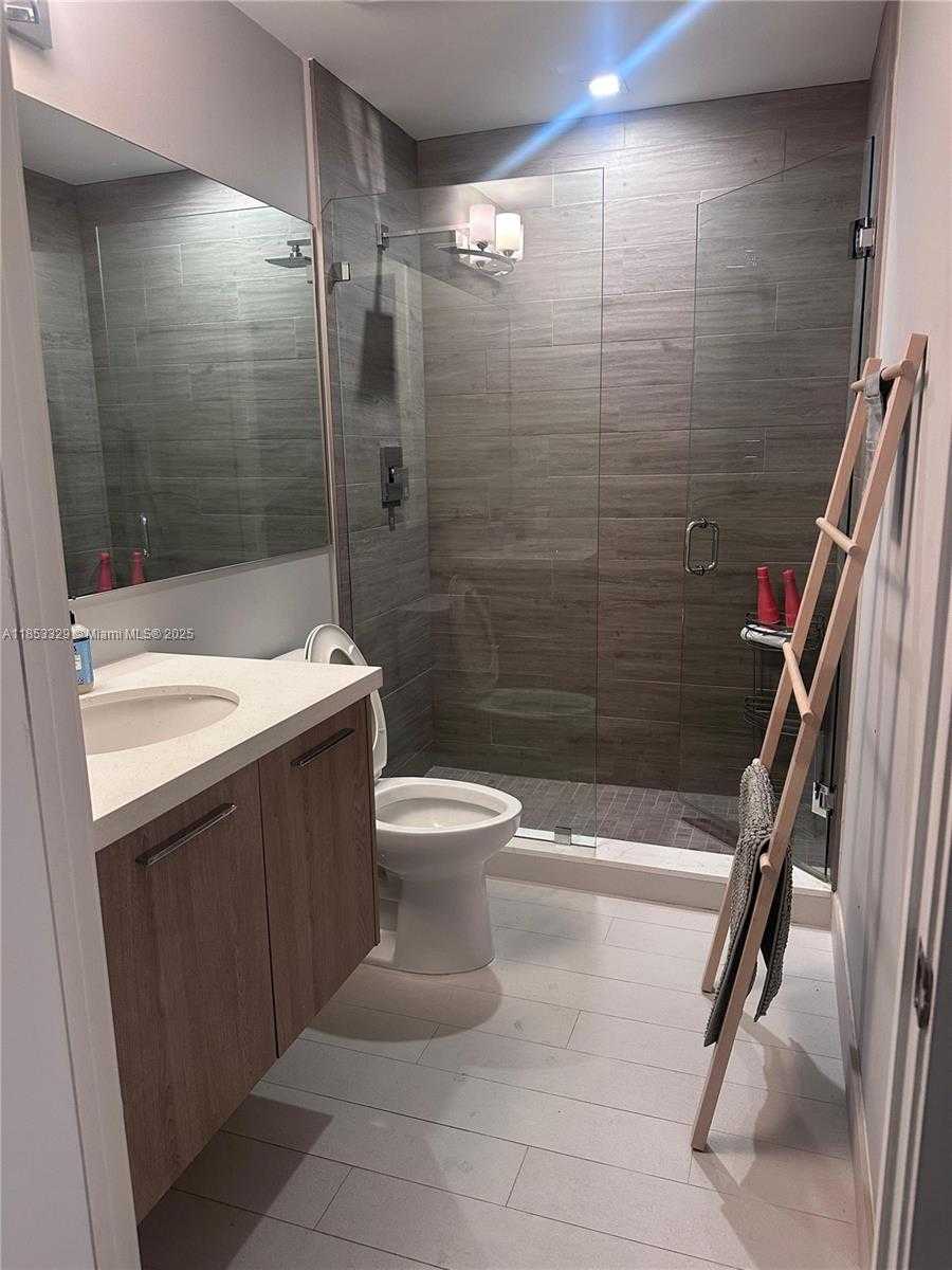 Small Image of 1000 99TH ST #5, Bay Harbor Islands Number 14