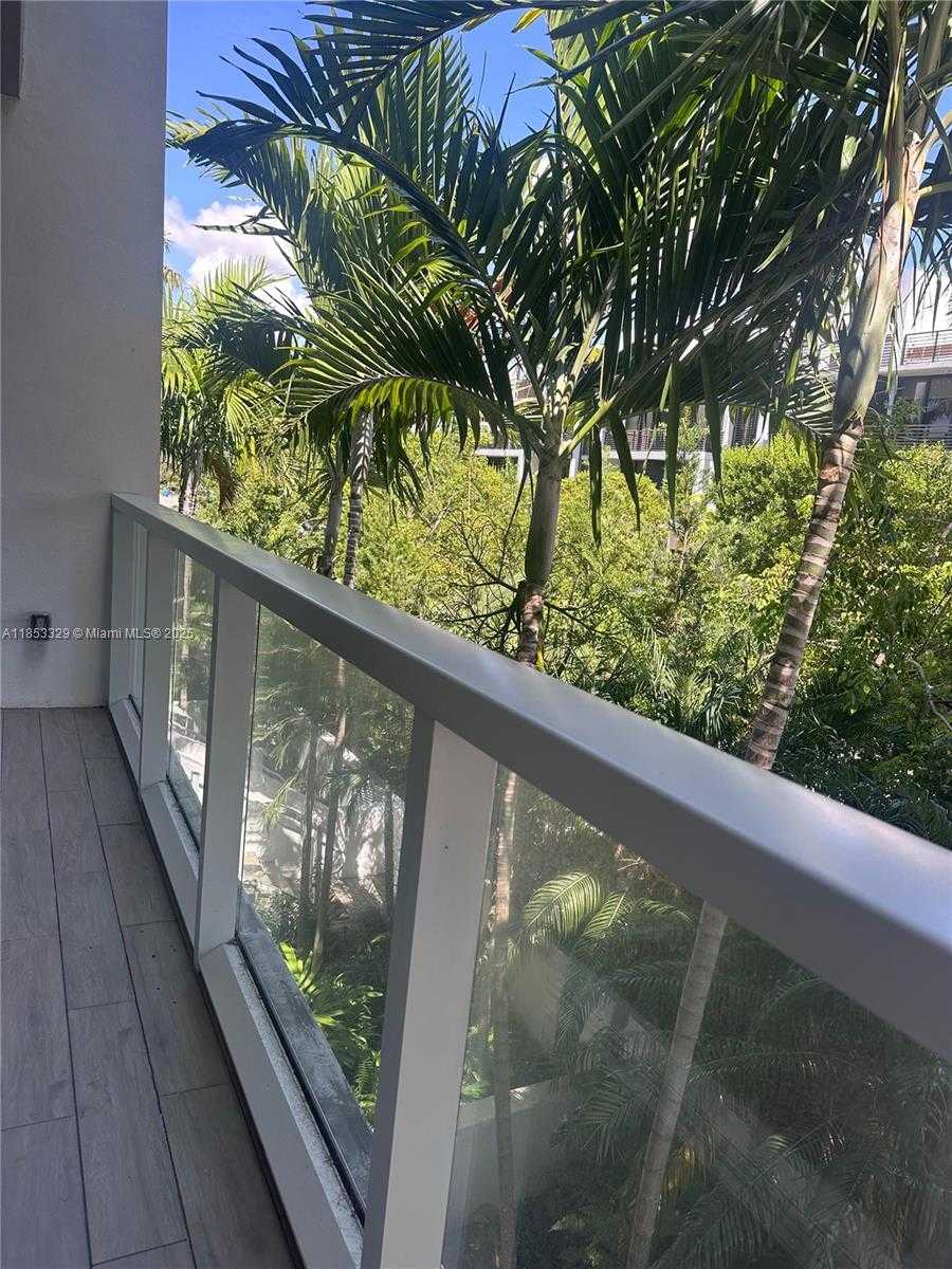 Small Image of 1000 99TH ST #5, Bay Harbor Islands Number 15