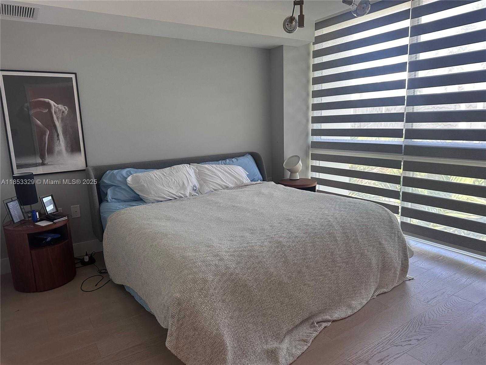 Small Image of 1000 99TH ST #5, Bay Harbor Islands Number 17