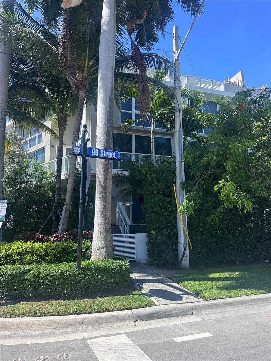 Small Image of 1000 99TH ST #5, Bay Harbor Islands Number 2