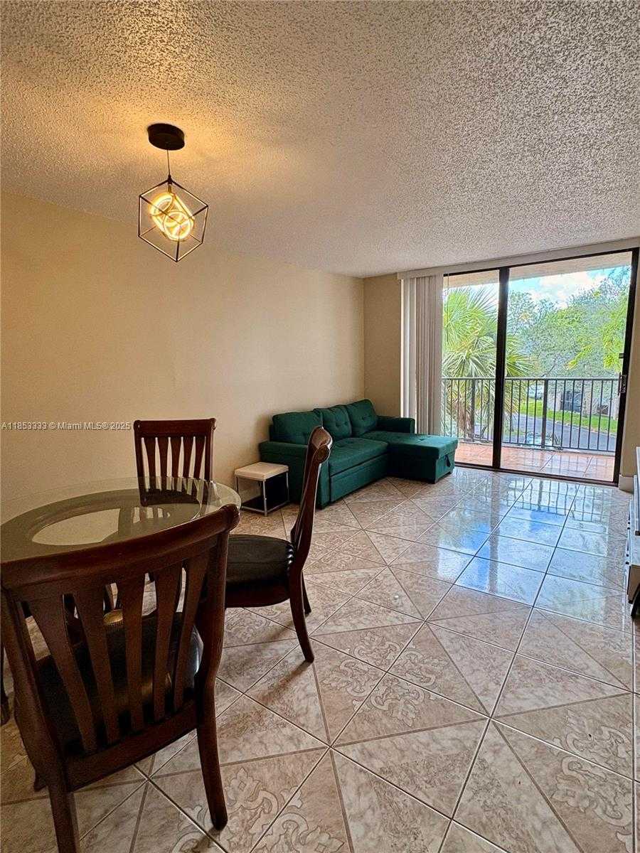 Small Image of 14501 NORTH KENDALL DR #307H, Miami Number 3