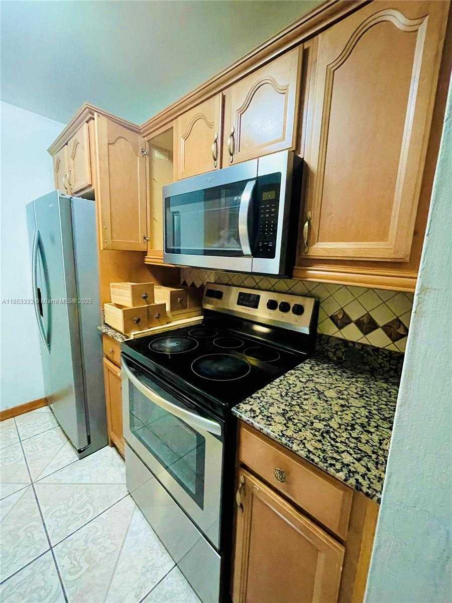 Small Image of 14501 NORTH KENDALL DR #307H, Miami Number 4