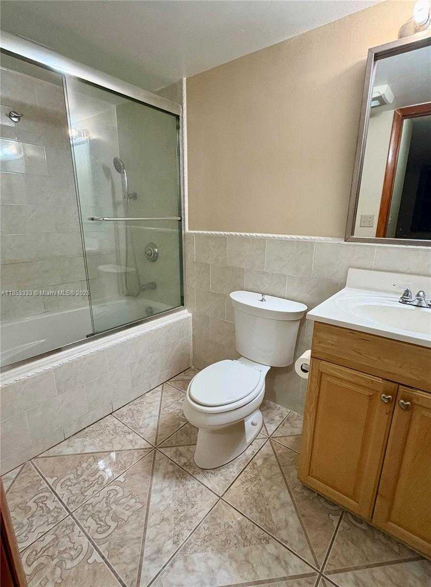 Small Image of 14501 NORTH KENDALL DR #307H, Miami Number 5