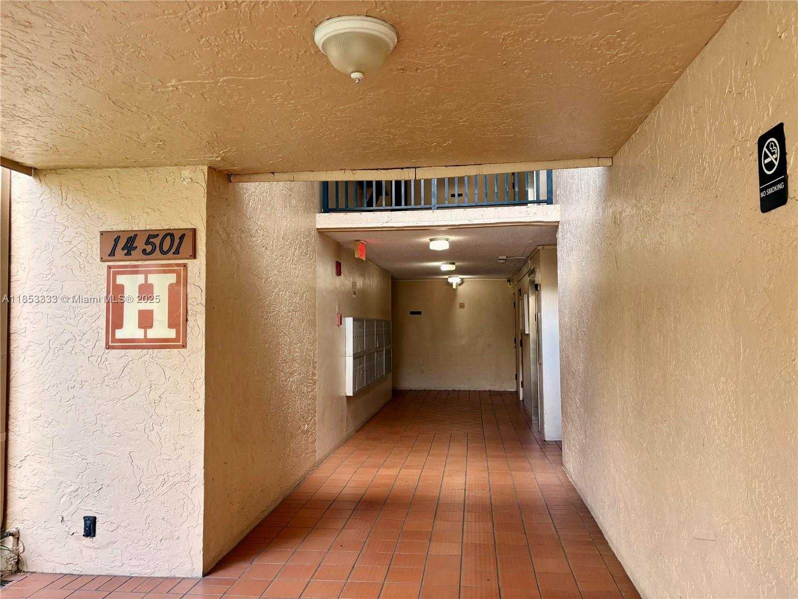 Small Image of 14501 NORTH KENDALL DR #307H, Miami Number 8