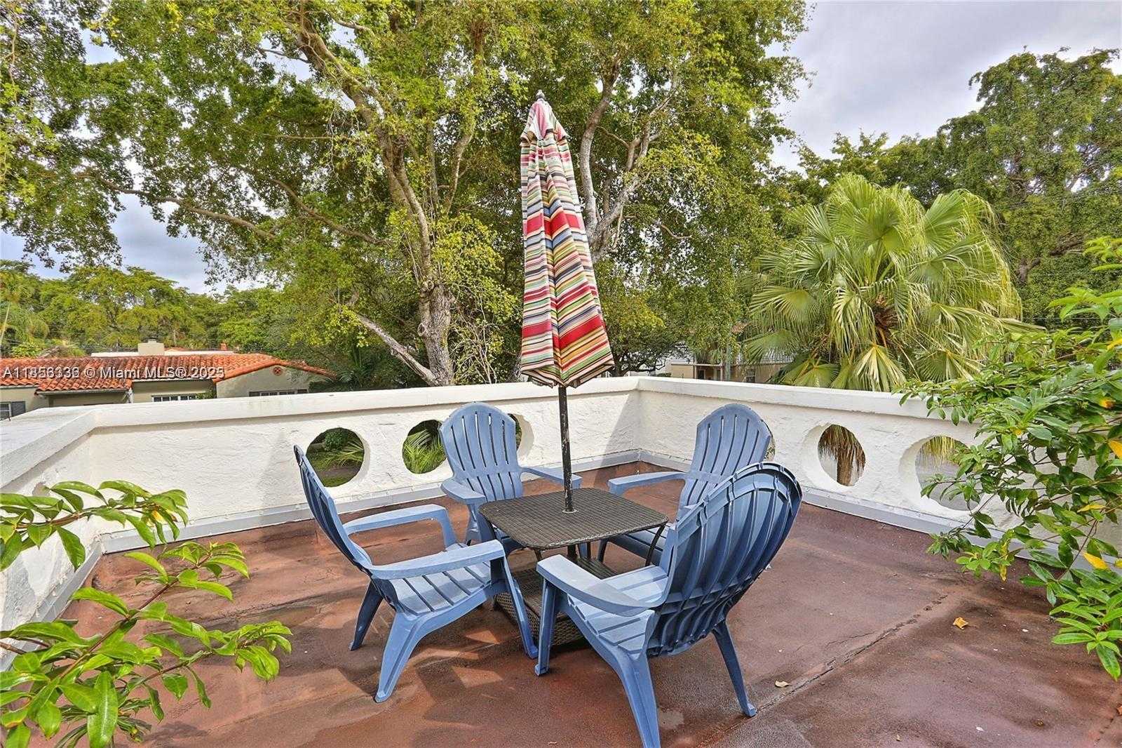 Small Image of 1222 PIZARRO ST, Coral Gables Number 18