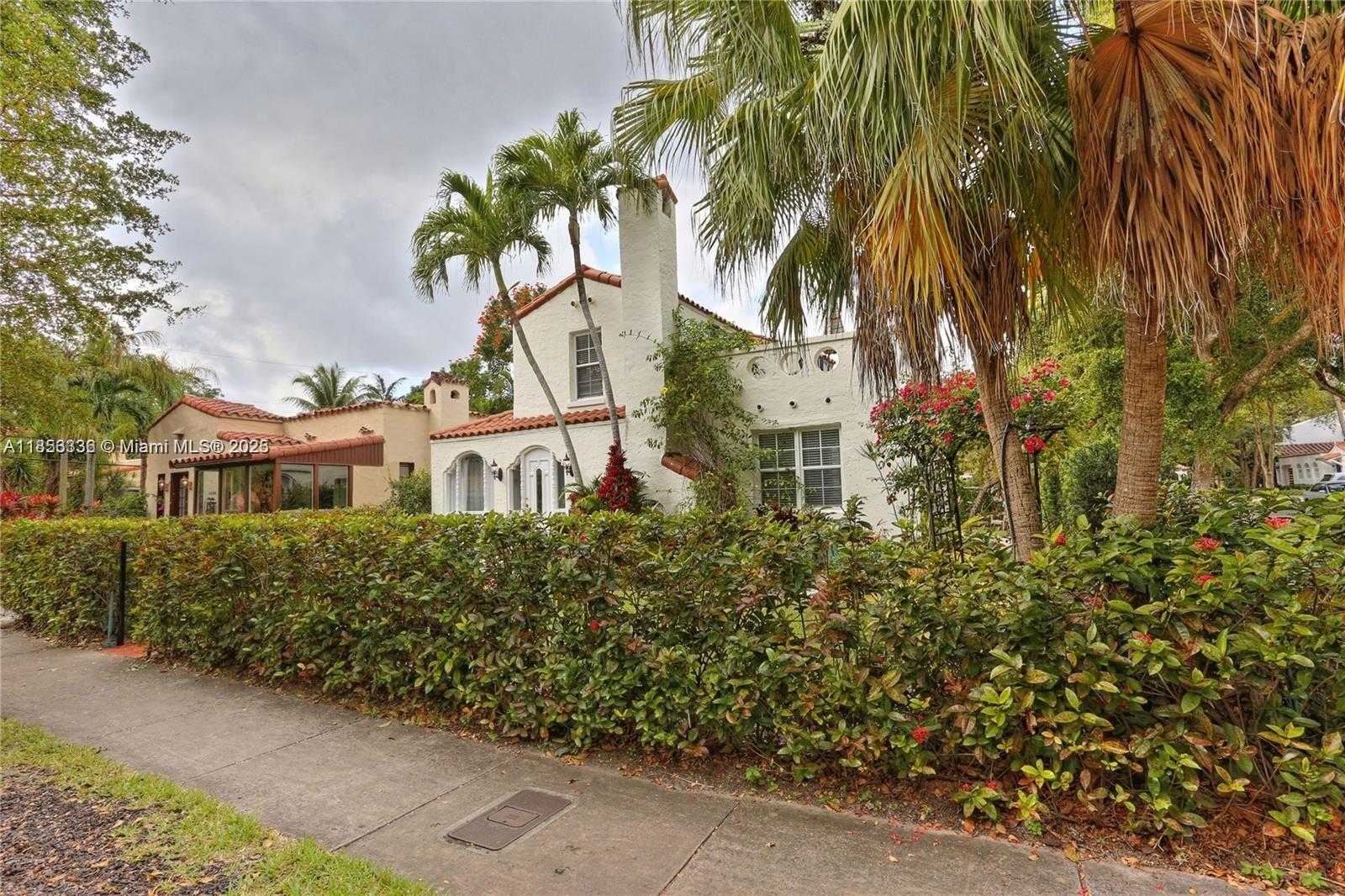 Small Image of 1222 PIZARRO ST, Coral Gables Number 30