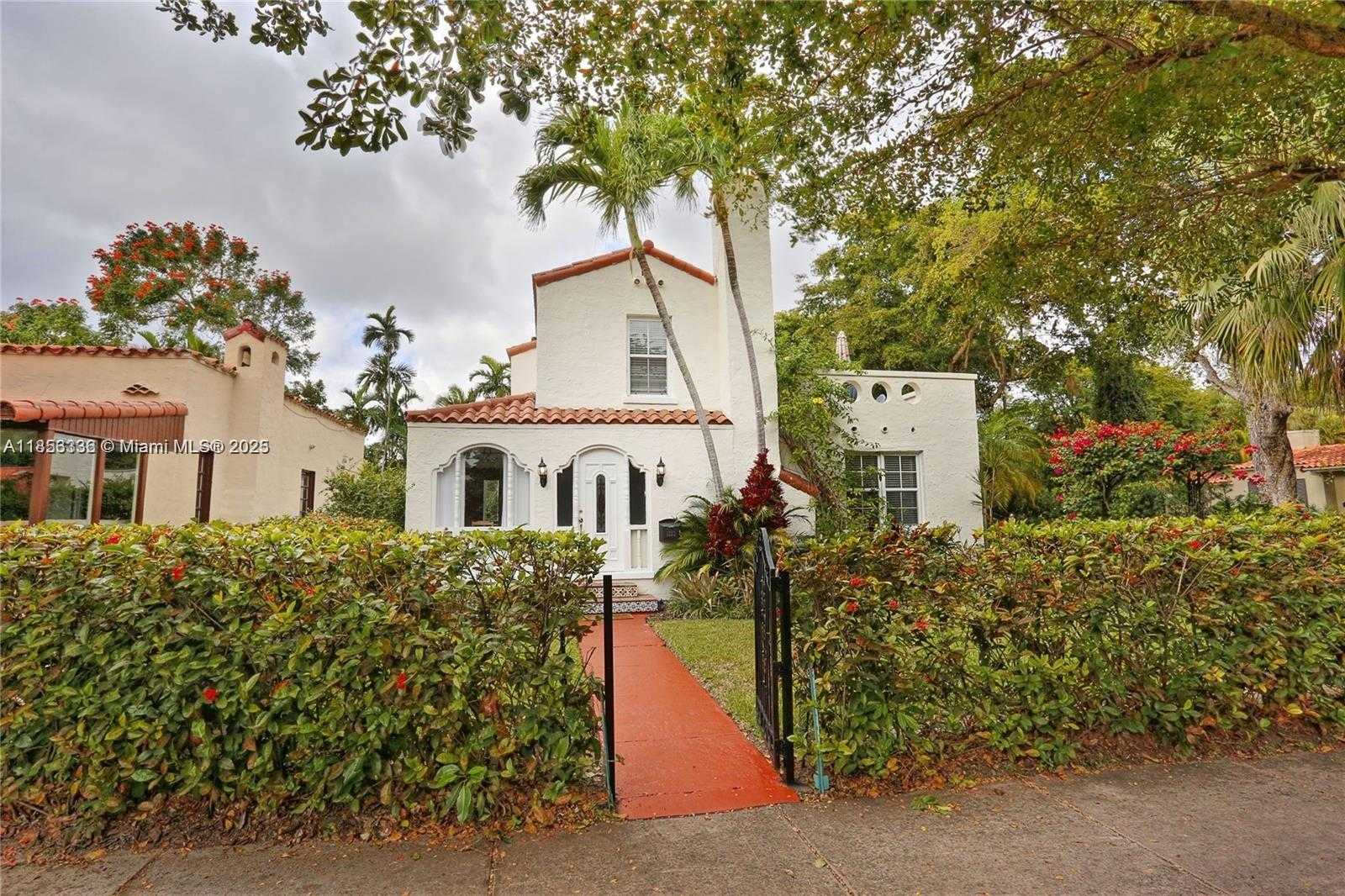 Small Image of 1222 PIZARRO ST, Coral Gables Number 32