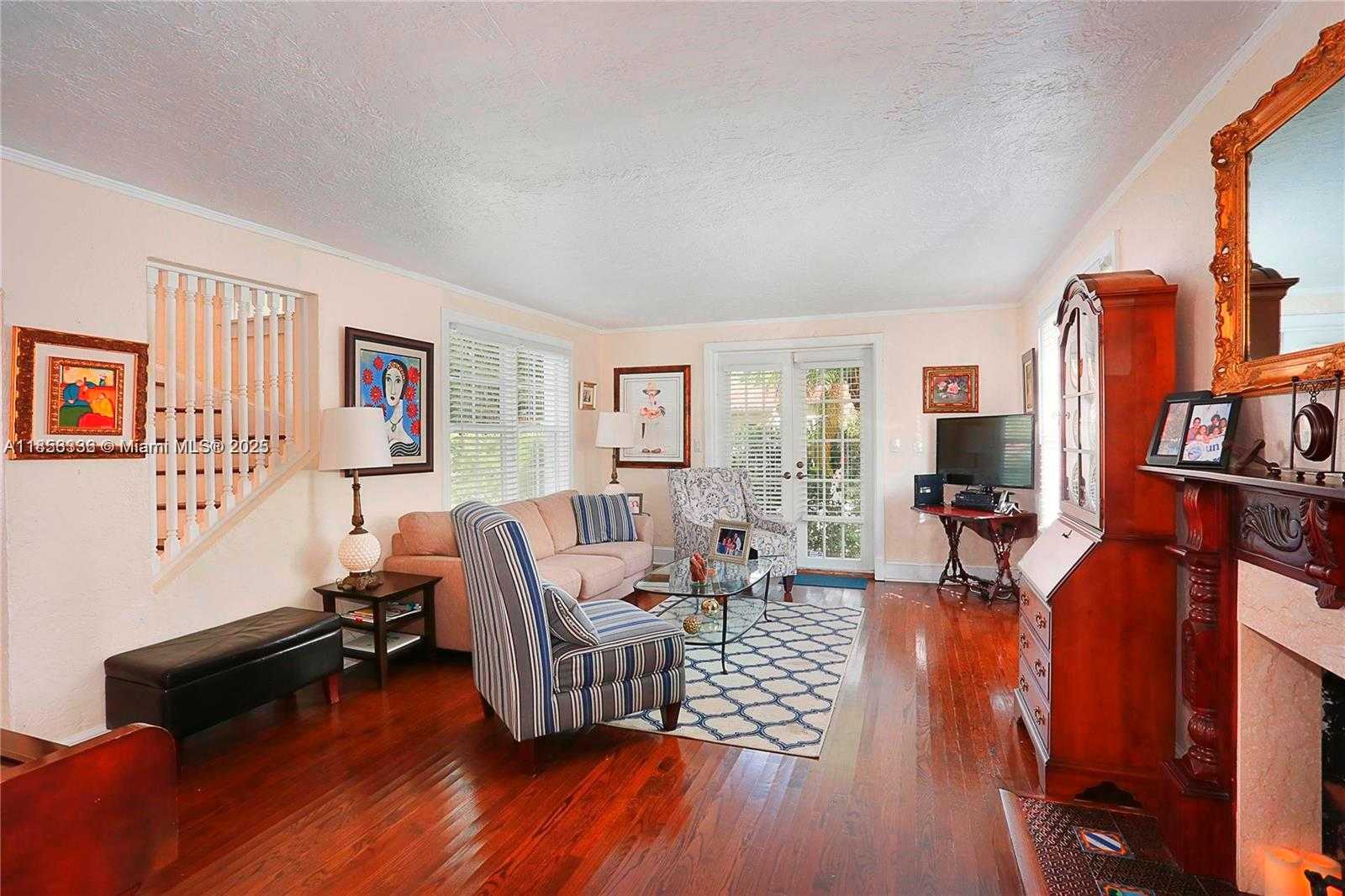 Small Image of 1222 PIZARRO ST, Coral Gables Number 4