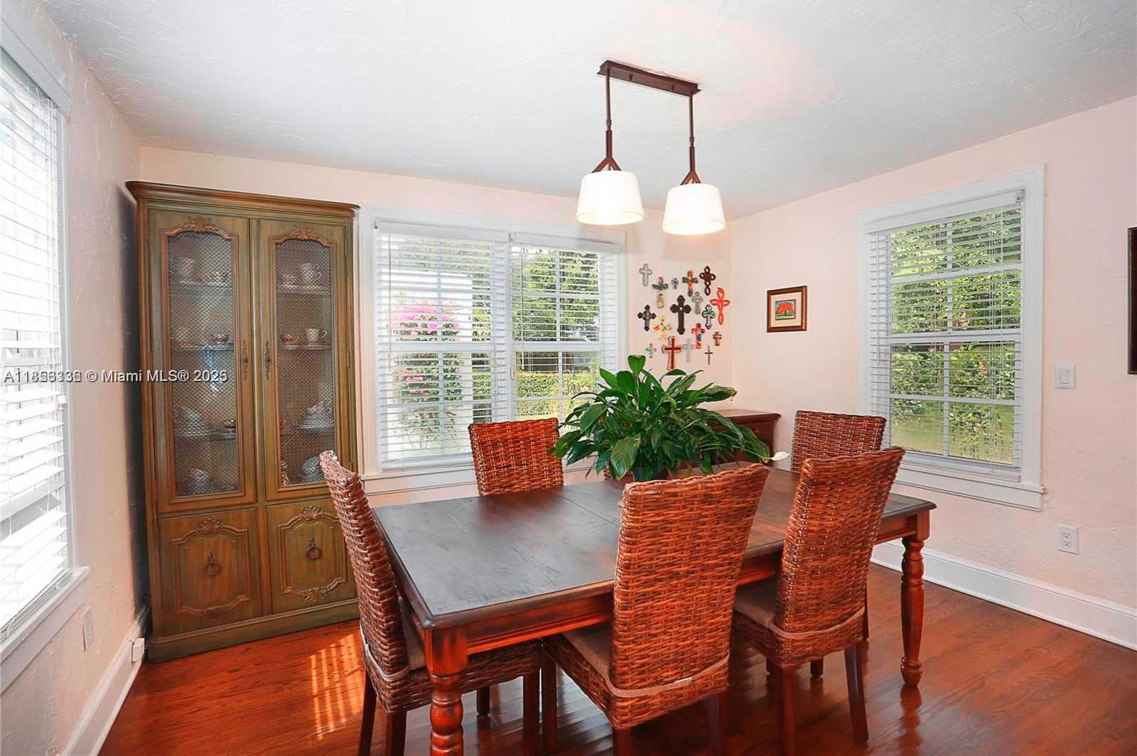 Small Image of 1222 PIZARRO ST, Coral Gables Number 8