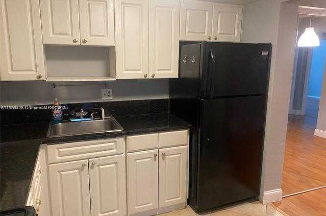 Small Image of 8301 SOUTH WEST 142ND AVE #B205, Miami Number 4