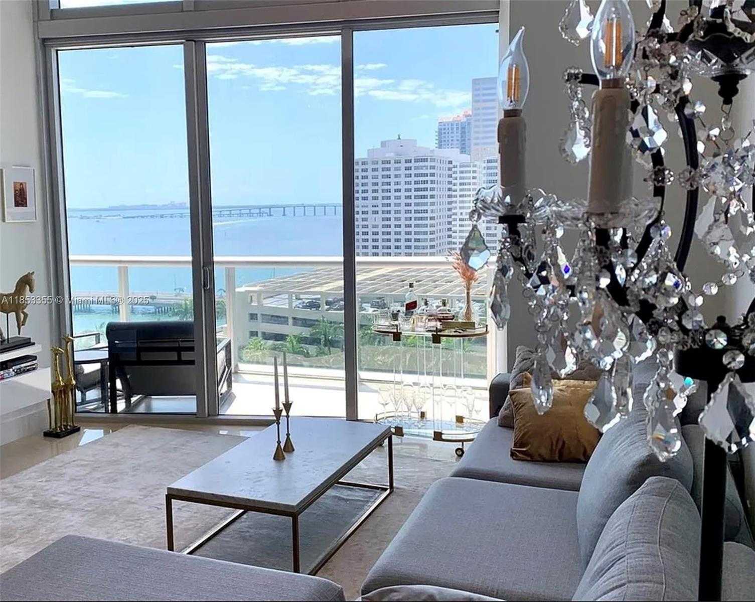 Small Image of 495 BRICKELL AVE #1409, Miami Number 3
