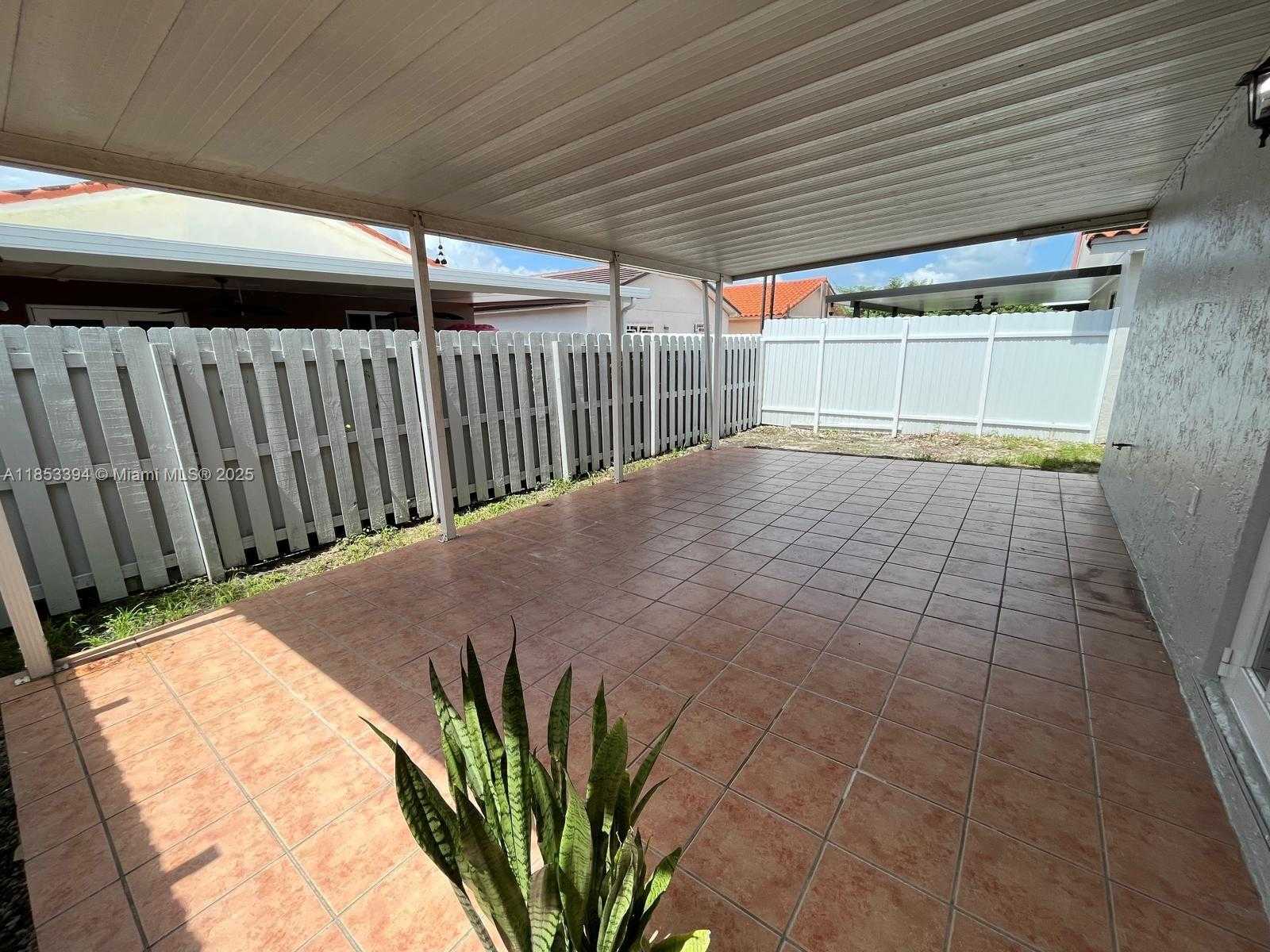 Small Image of 2682 WEST 74TH TER #2682, Hialeah Number 15