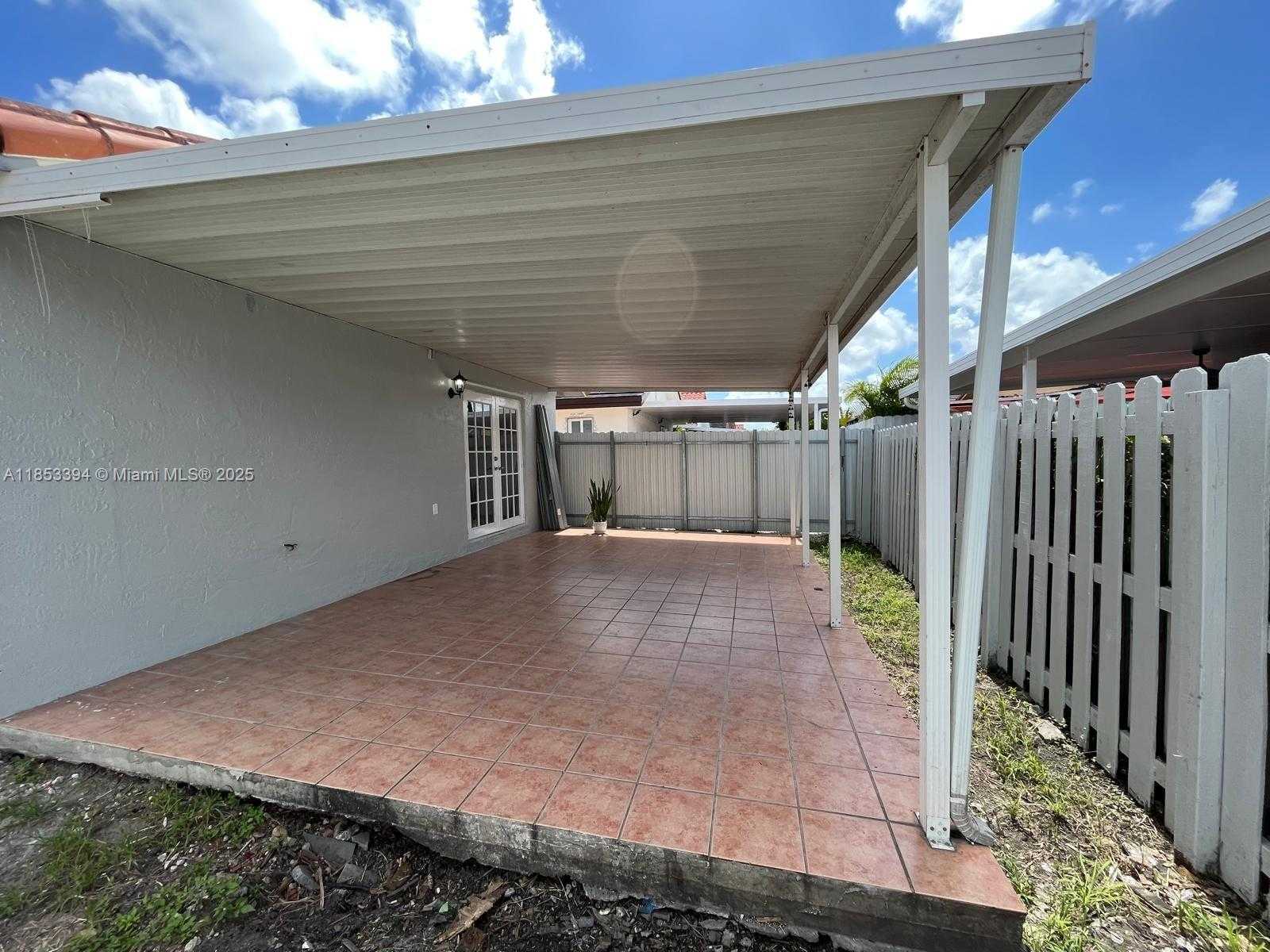 Small Image of 2682 WEST 74TH TER #2682, Hialeah Number 16