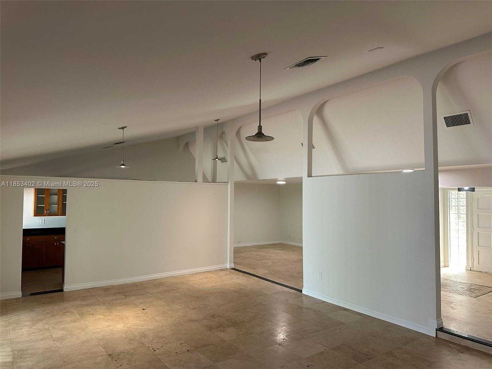 Small Image of 20605 NORTH EAST 9TH CT #N/A, Miami Number 23