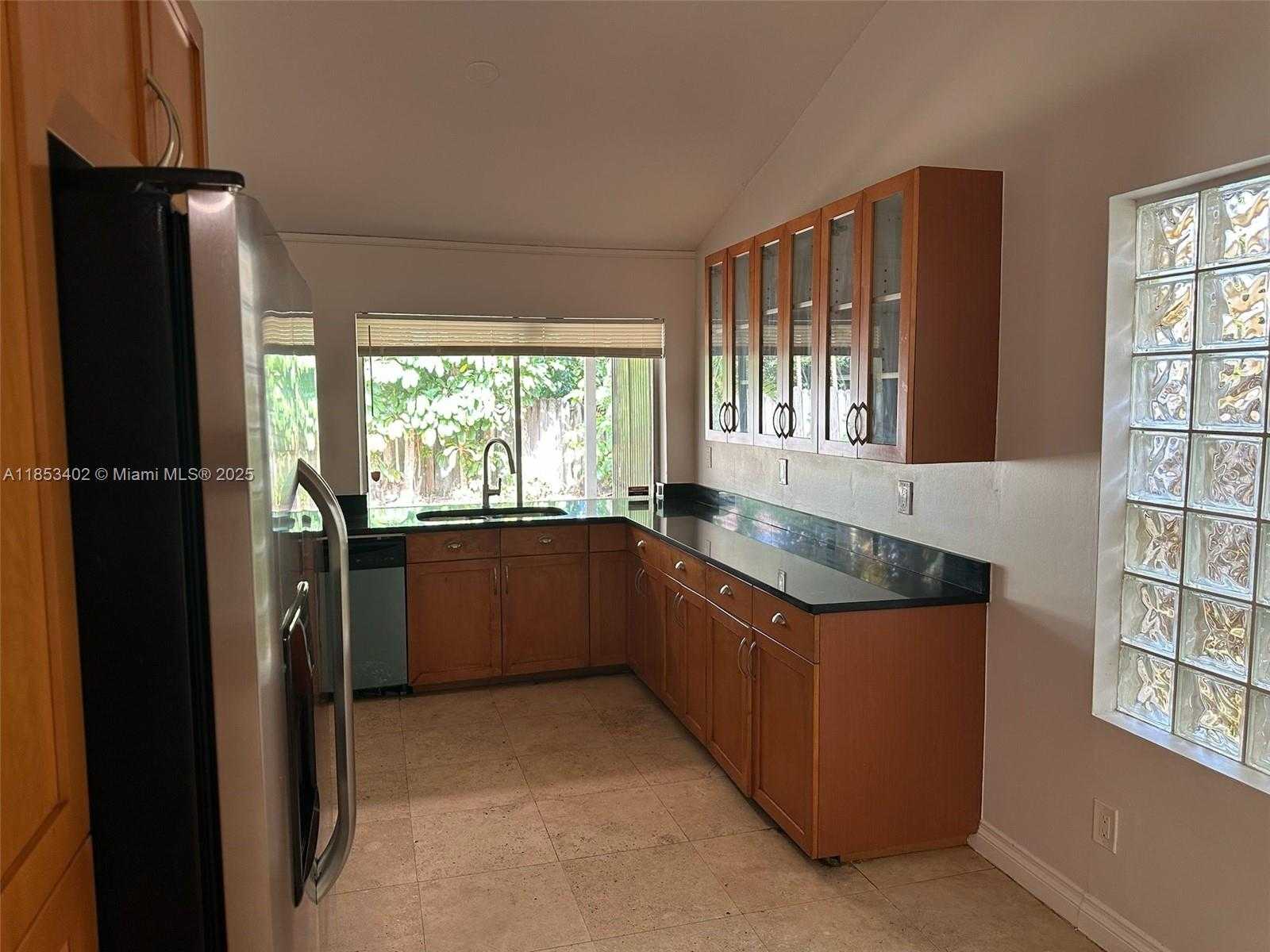 Small Image of 20605 NORTH EAST 9TH CT #N/A, Miami Number 25