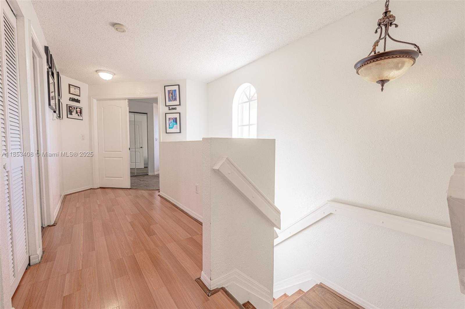 Small Image of 9138 SOUTH WEST 167TH CT, Miami Number 16