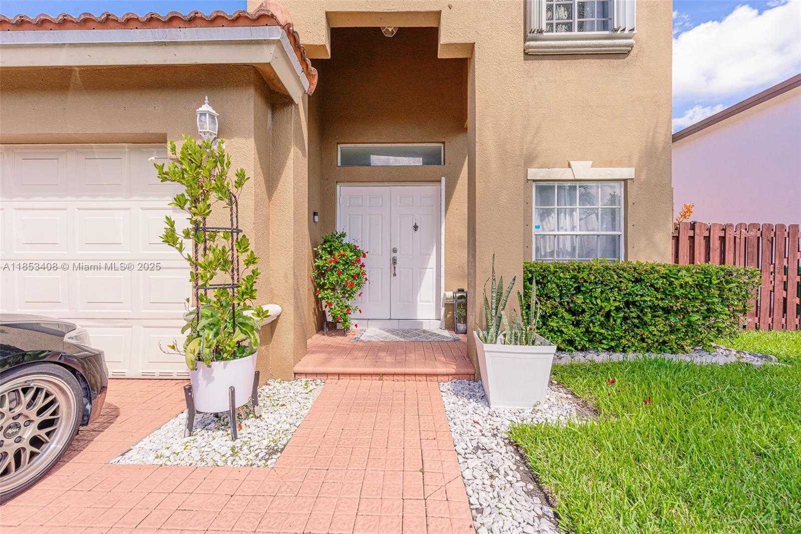 Small Image of 9138 SOUTH WEST 167TH CT, Miami Number 2