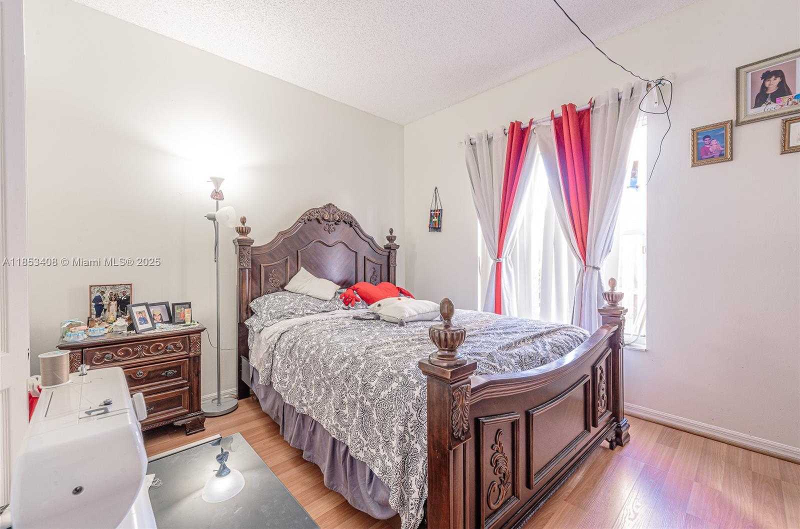 Small Image of 9138 SOUTH WEST 167TH CT, Miami Number 21