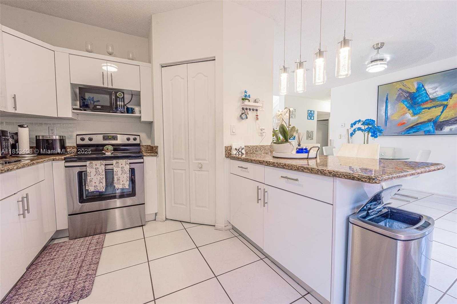 Small Image of 9138 SOUTH WEST 167TH CT, Miami Number 22