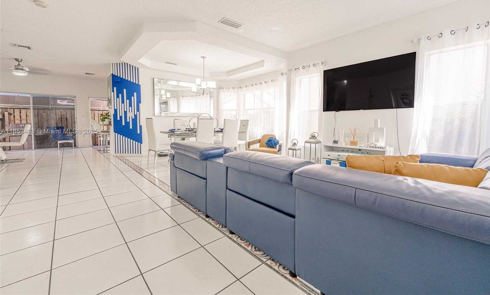 Small Image of 9138 SOUTH WEST 167TH CT, Miami Number 32