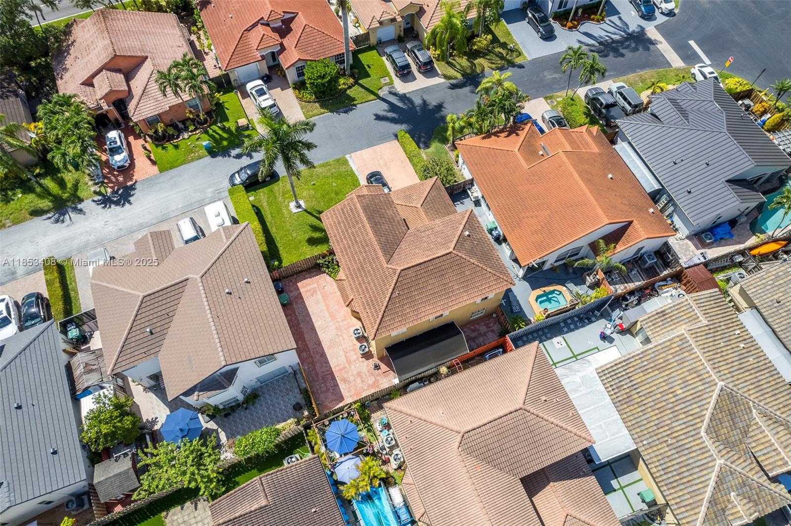 Small Image of 9138 SOUTH WEST 167TH CT, Miami Number 37