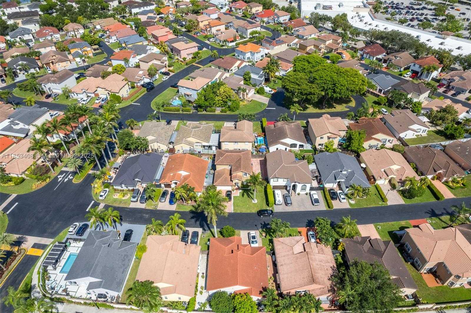 Small Image of 9138 SOUTH WEST 167TH CT, Miami Number 40